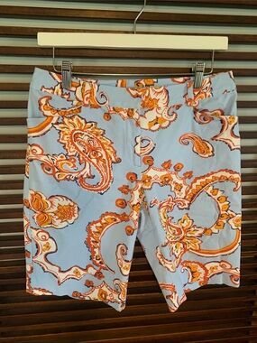 🎉NEW LISTING!🎉J. McLaughlin for Dillard’s Light Blue Paisley Shorts